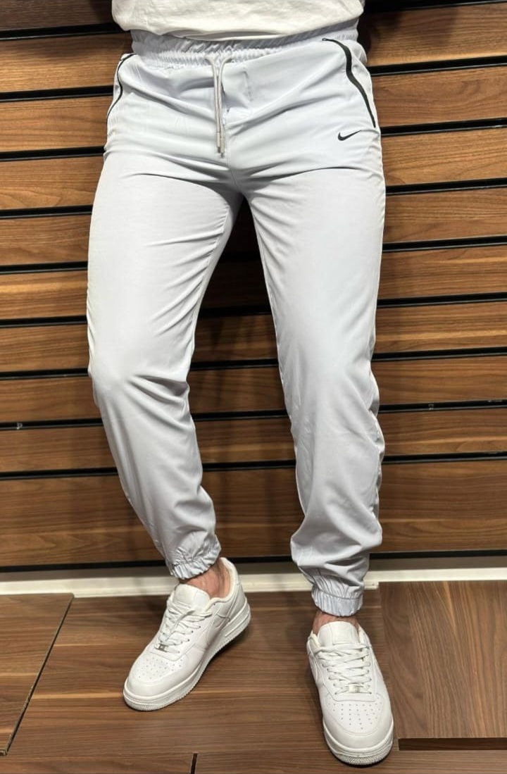 ERKEK ALT NIKE BEYAZ